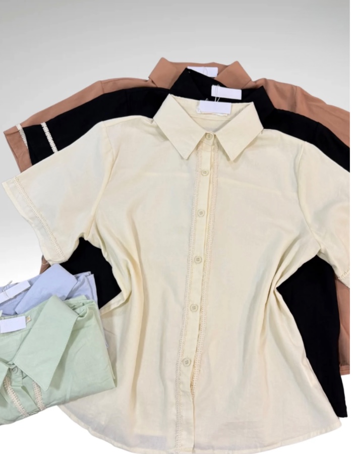 Blusa manga curta com botões 