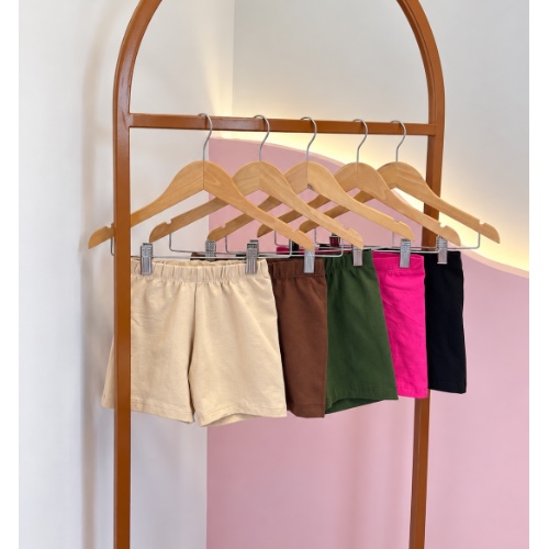 Short em Cotton 4% Com Plaquinha Coração