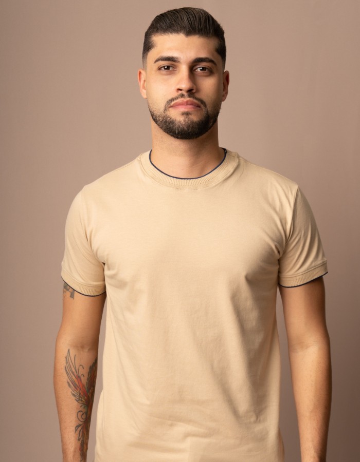 T-SHIRT 30.1 POP COM DECOTE GOLA E MANGA