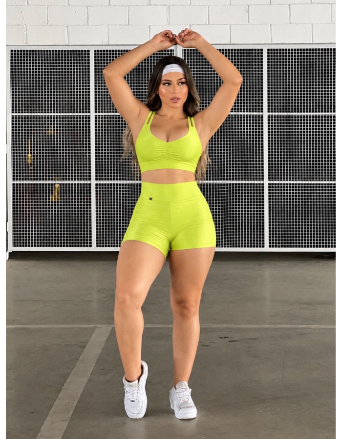 Conjunto de short canelado aveludado
