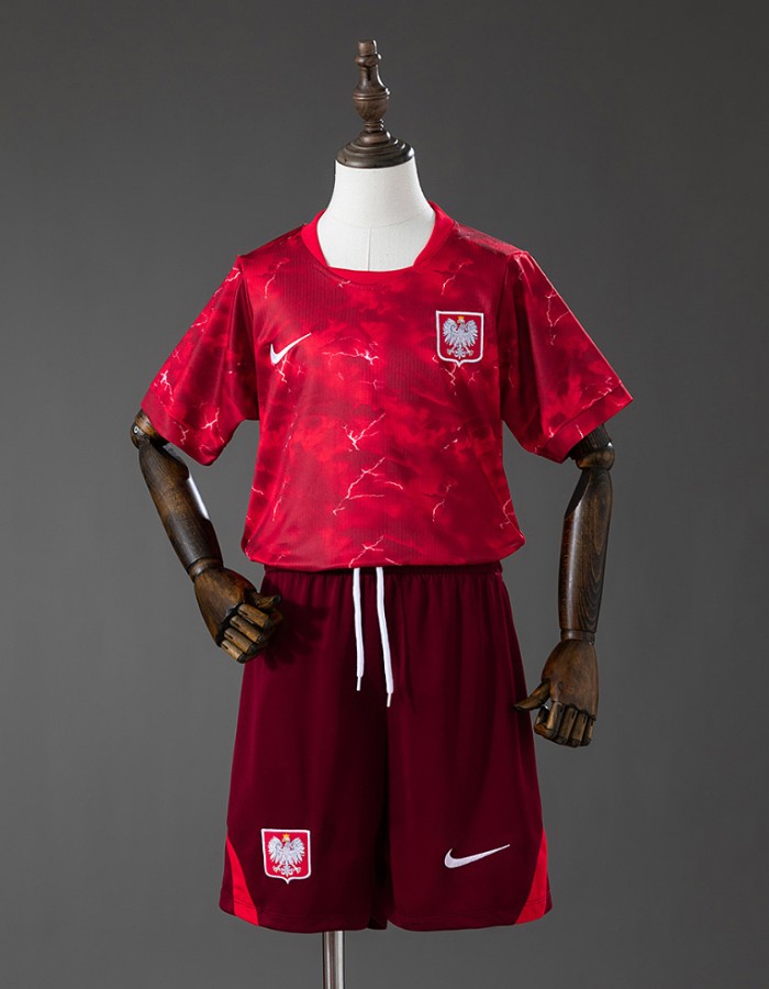 POLONIA 26/27 | UNIFORME KIT INFANTIL 
