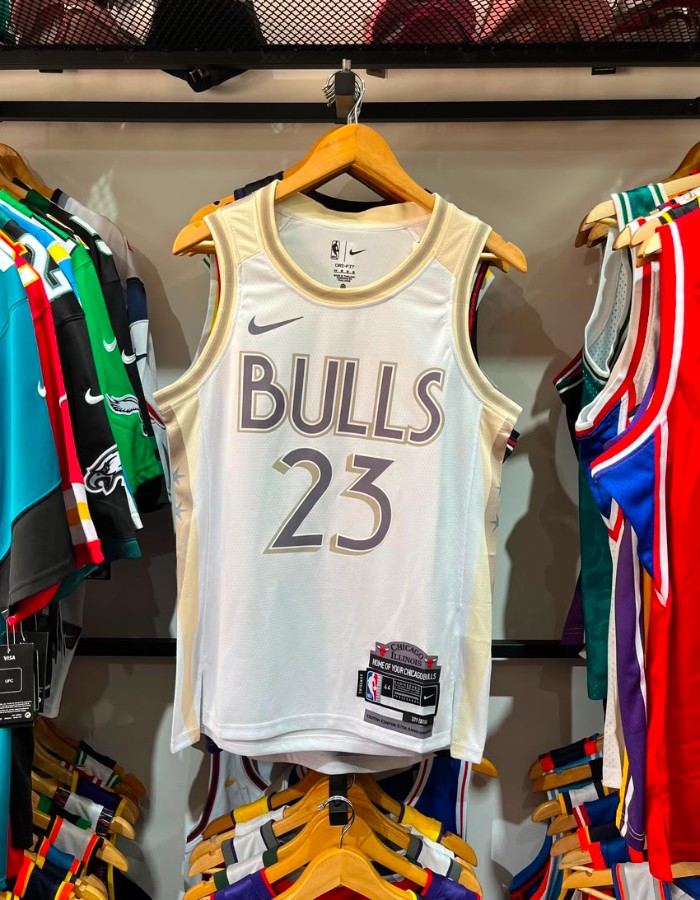 CHICAGO BULLS - JORDAN 23 