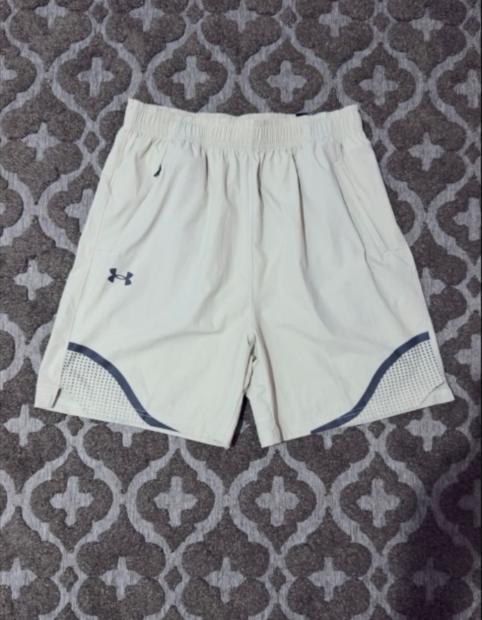 SHORT CASUAL UNDER ARMOUR| JUST CINZA