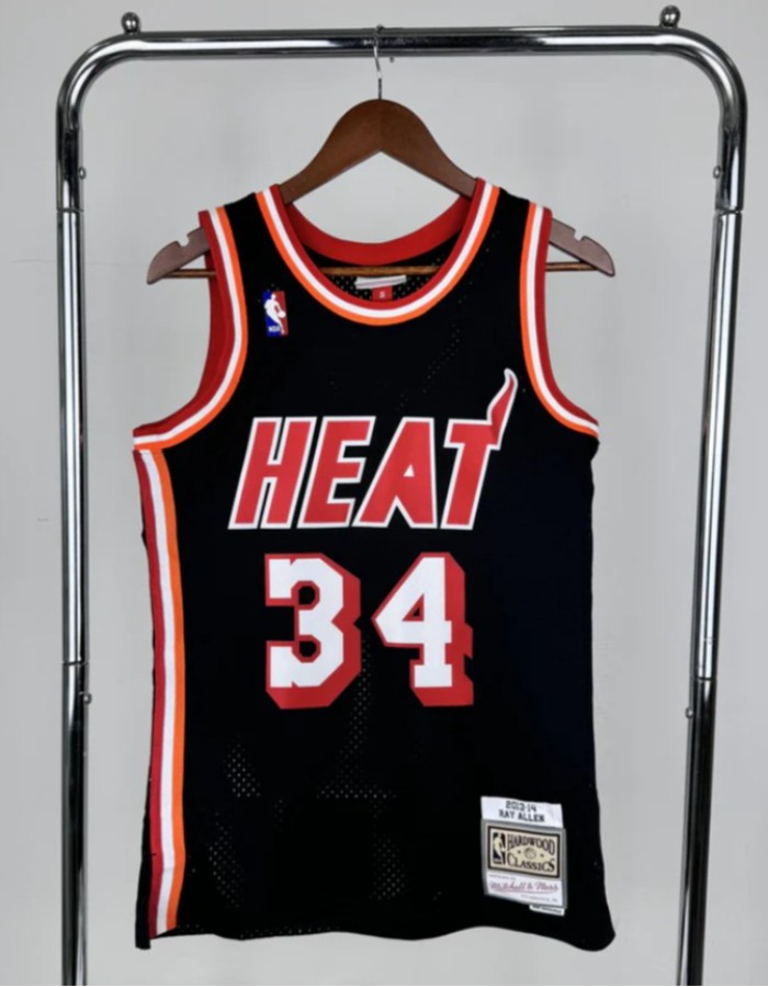 Miami Heat 13/14 - 34 Mitchell 
