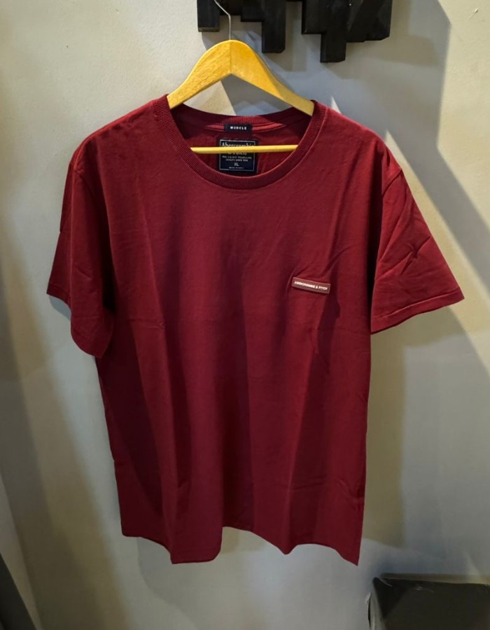 T-shirt Abercrombie 