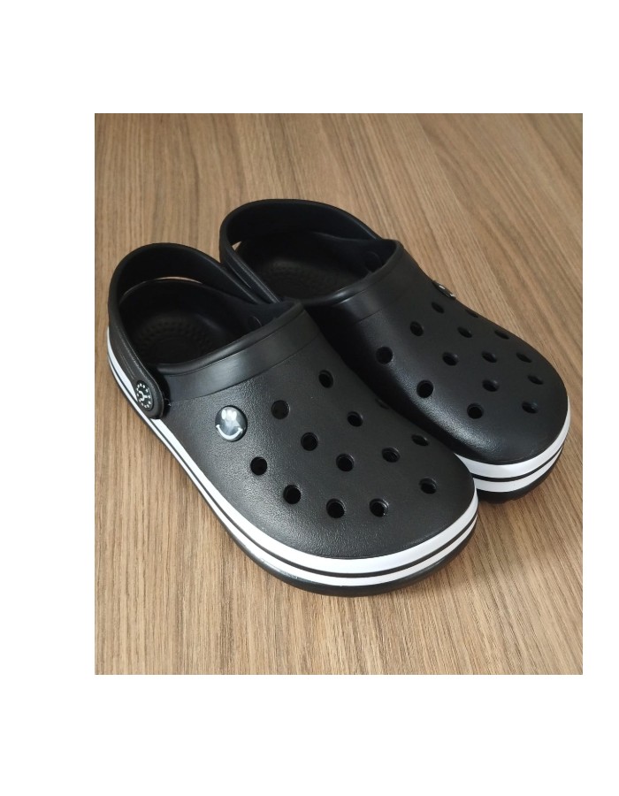 Crocs yvate