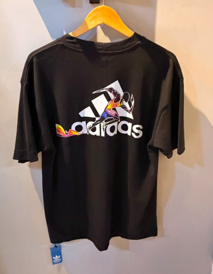 Produto oversizedadiddas 0