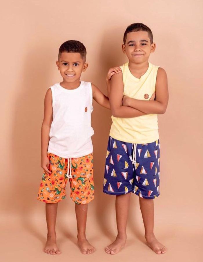CONJUNTO REGATA  E BERMUDA ESTAMPADA