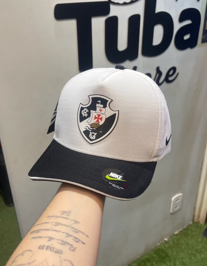 BONÉ VASCO