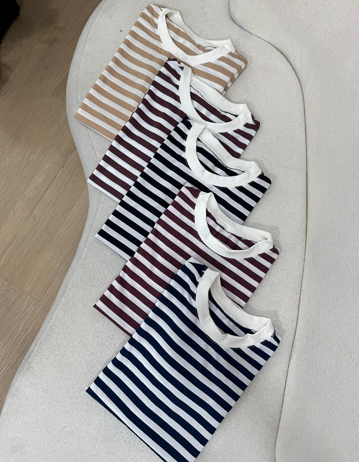T-SHIRT LISTRADA