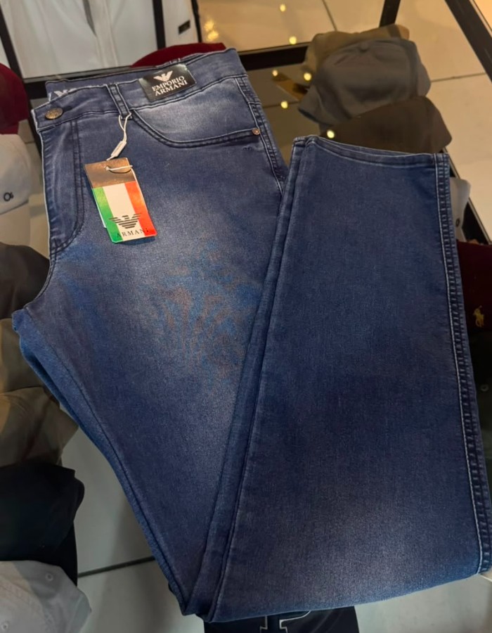 Calça Armani 