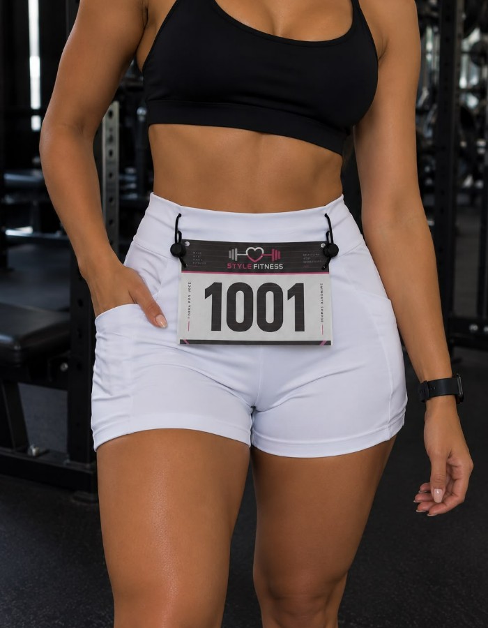 SHORT RUNNING BOLSO CÓS COM PORTA NÚMERO-PEITO EM POLIAMIDA
