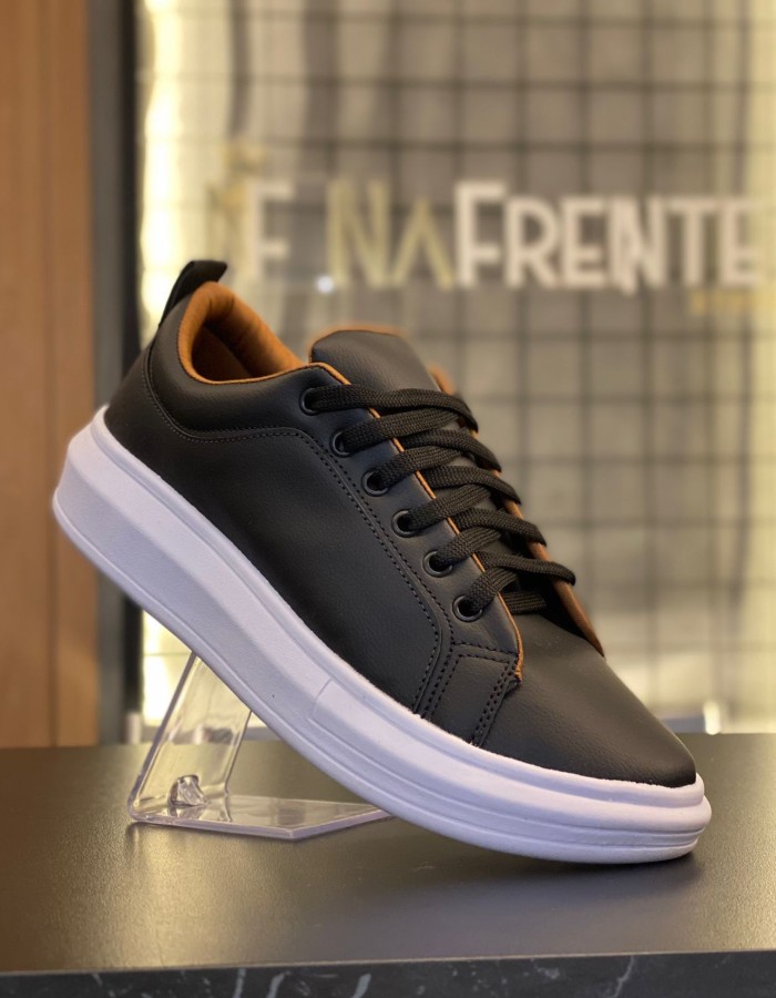 CASUAL PRETO CARAMELO