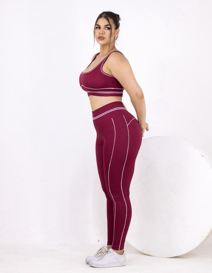 CONJUNTO CALÇA E TOP ESSENCE