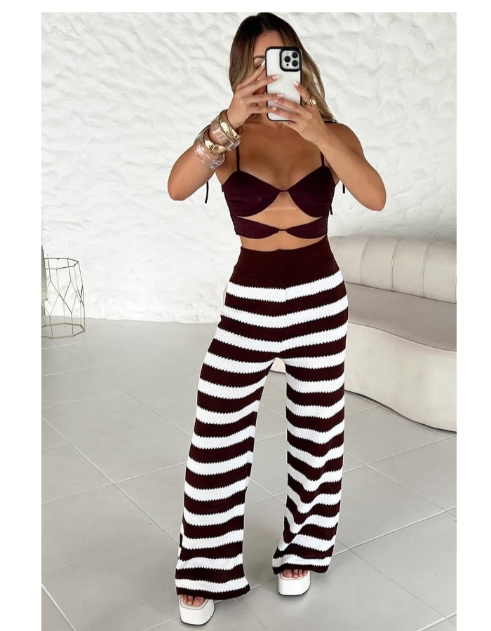 Calça listrada com cadarço 