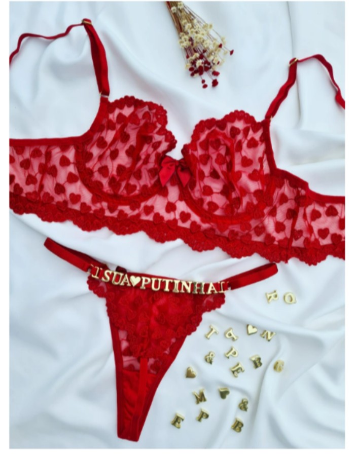 CONJUNTO VERMELHO SEM BOJO CORAÇÕES PERSONALIZÁVEL