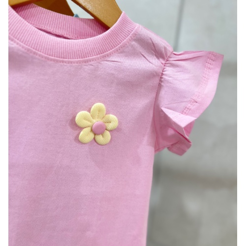Produto tee-sofia-flor 2
