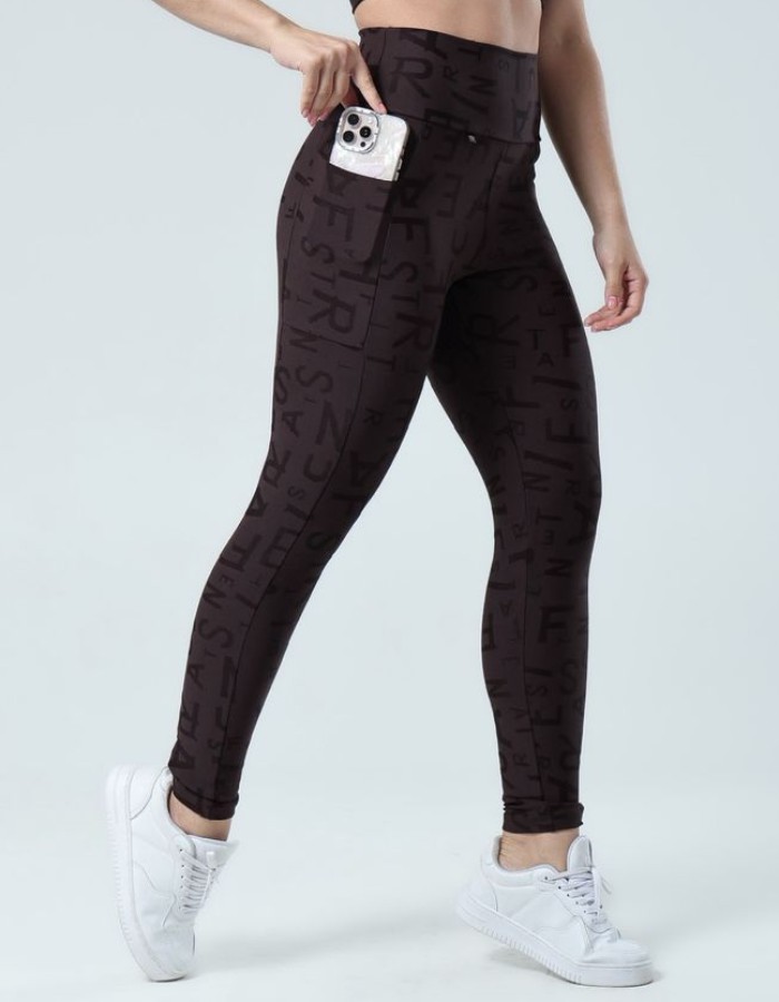 Calça Letters com bolso