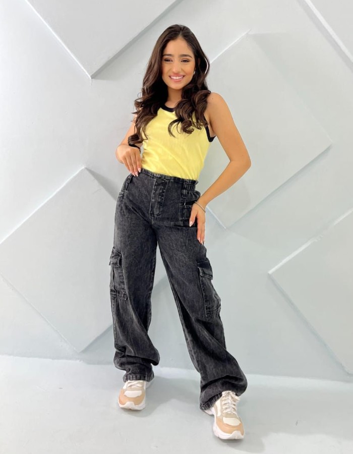 Calça cargo jeans grafite feminina