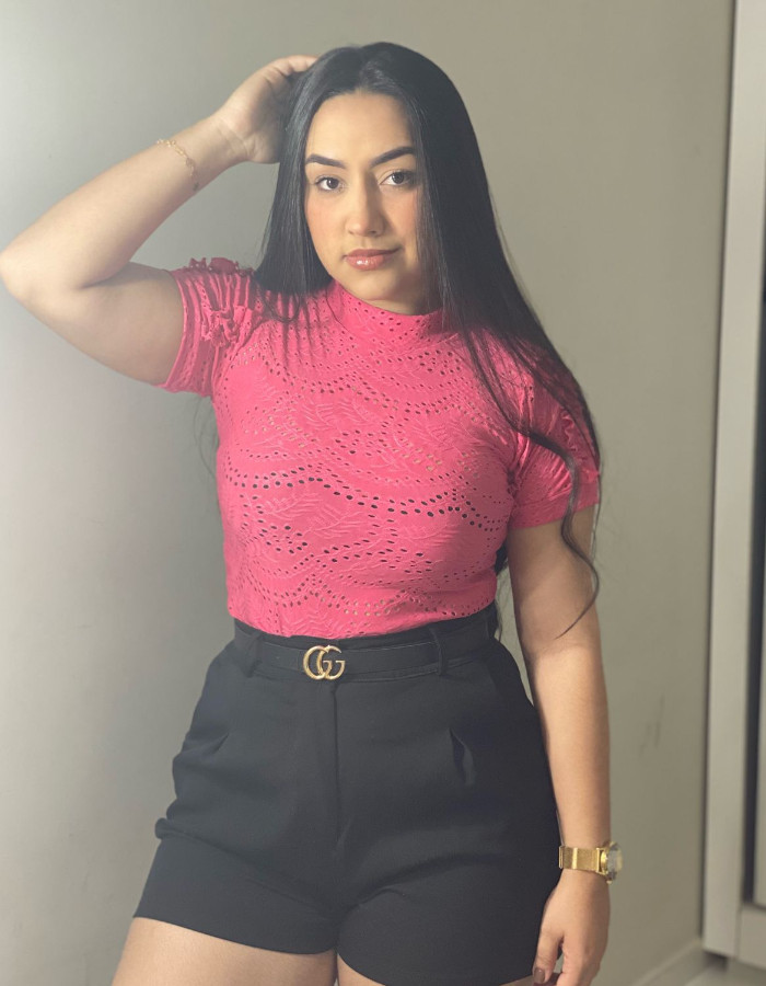 BLUSA EM LESSE