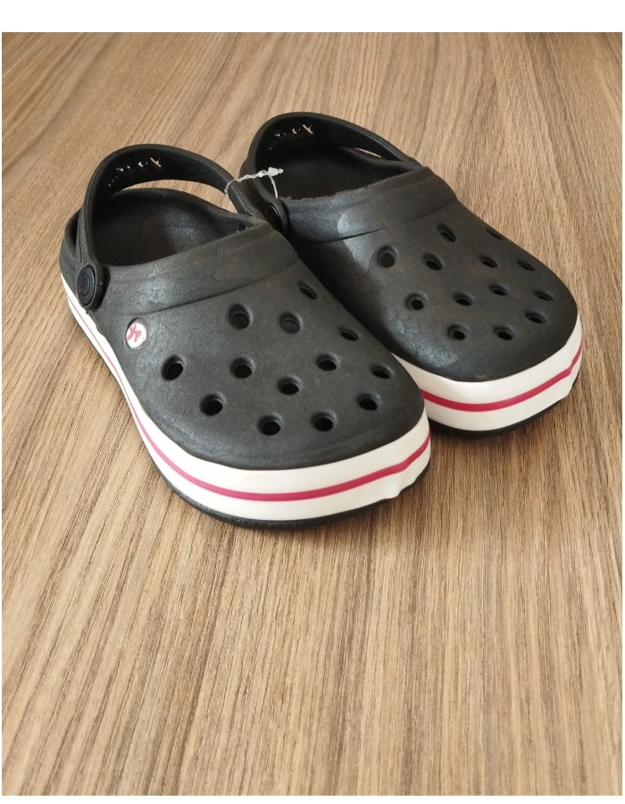 Yupiii crocs