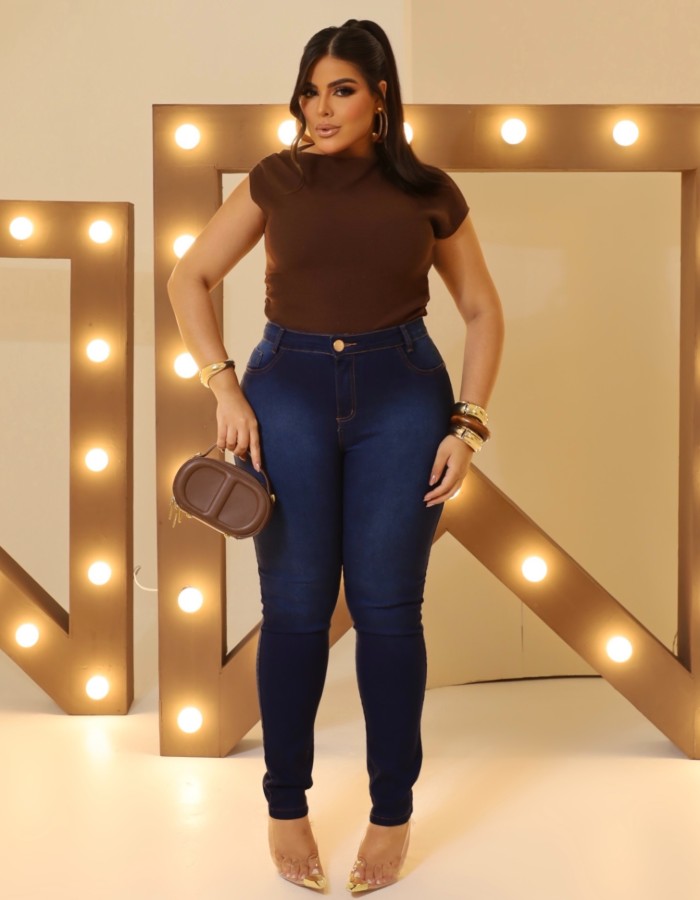 CALÇA SKINNY PLUS SIZE