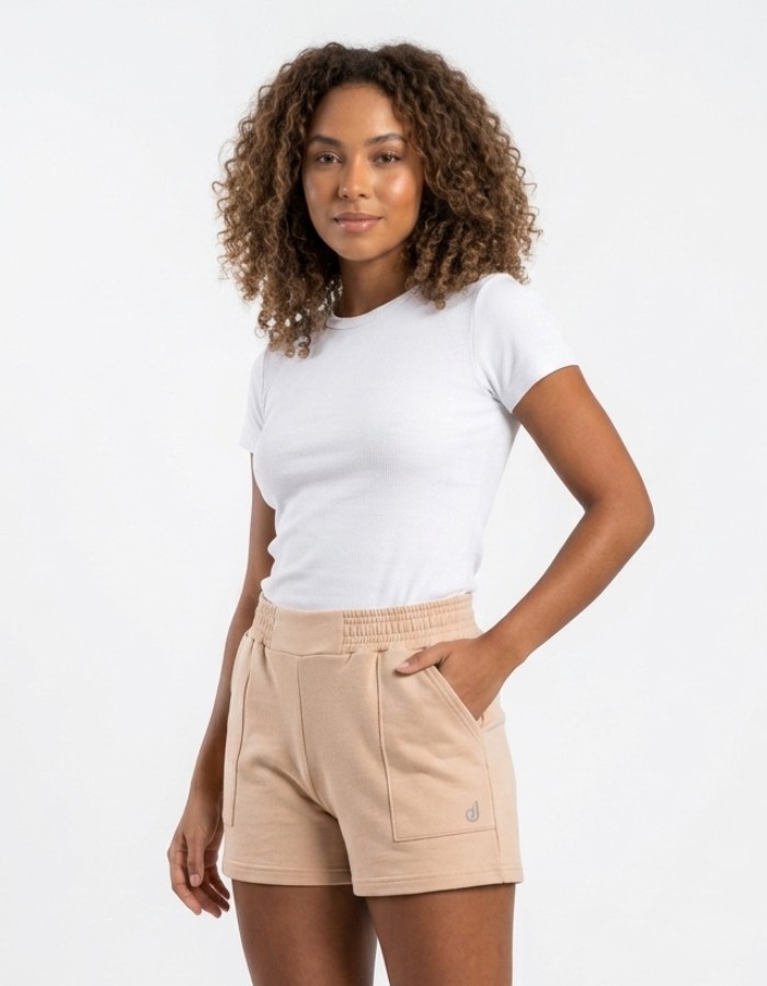 Short Feminino Moletom com Bolso Sobreposto