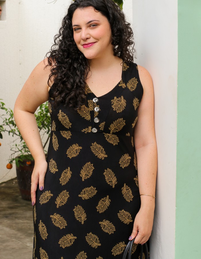 VESTIDO LONGO COM 4 BOTÕES - TAM GG