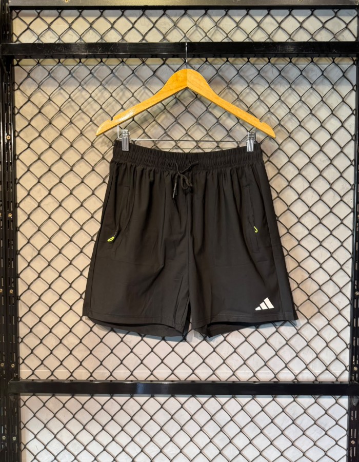 SHORT TREINO ADIDAS| PRETO