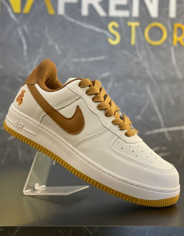 AIR FORCE LAKERS CARAMELO