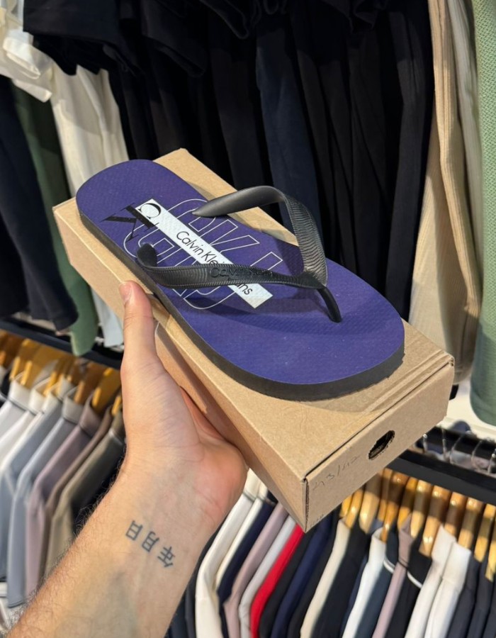 Chinelo Calvin Klein 