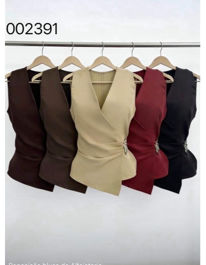 Blusa de Alfaiataria Transpassada