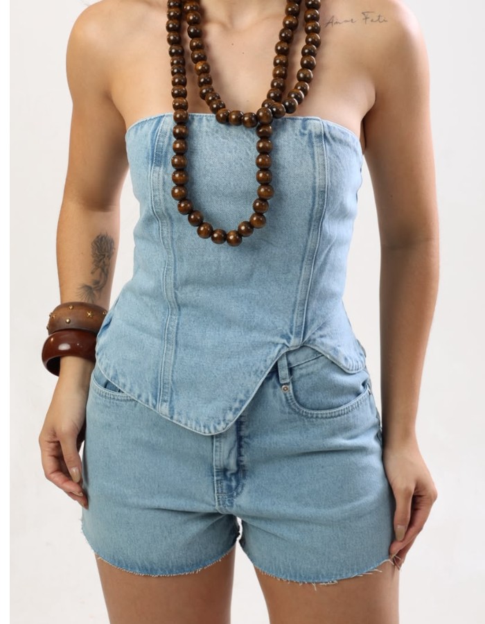 cropped caliente