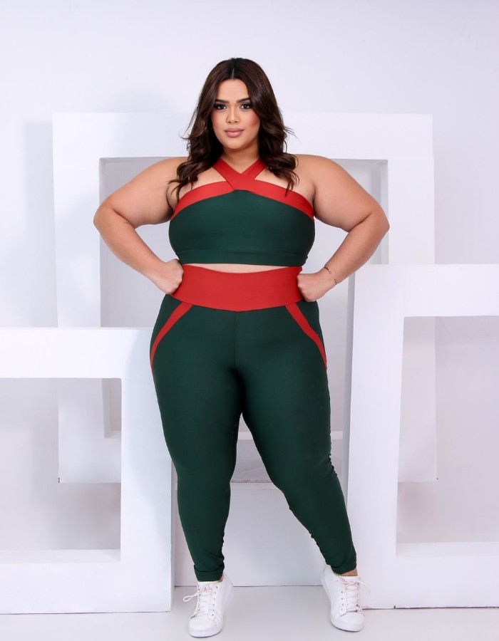 Conjunto top cruzado na frente e calça GG