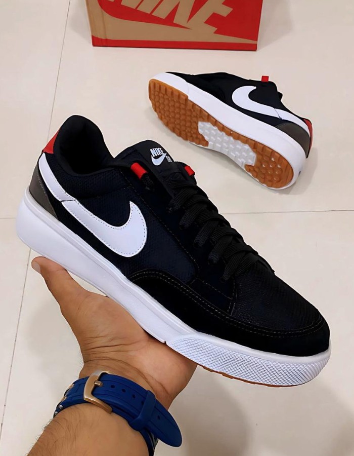 NIKE SAPATENIS 10