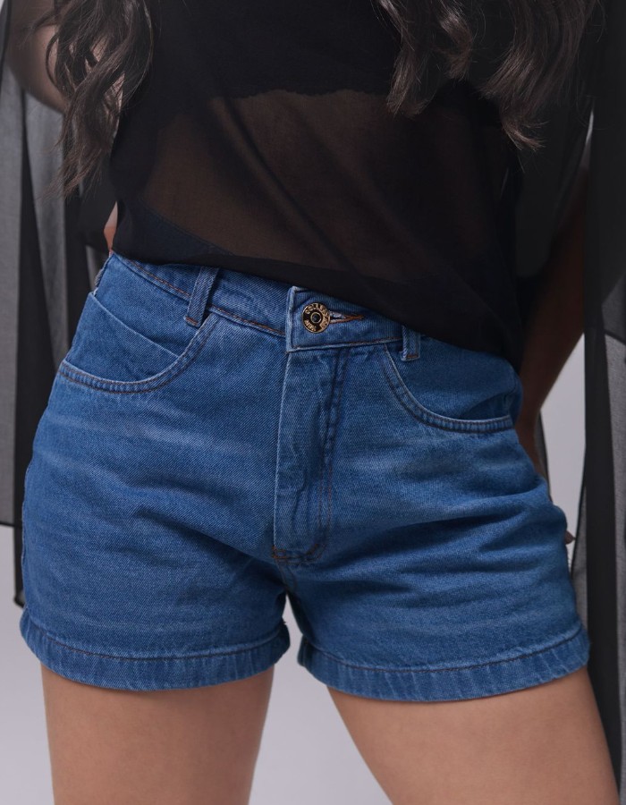 short bigode