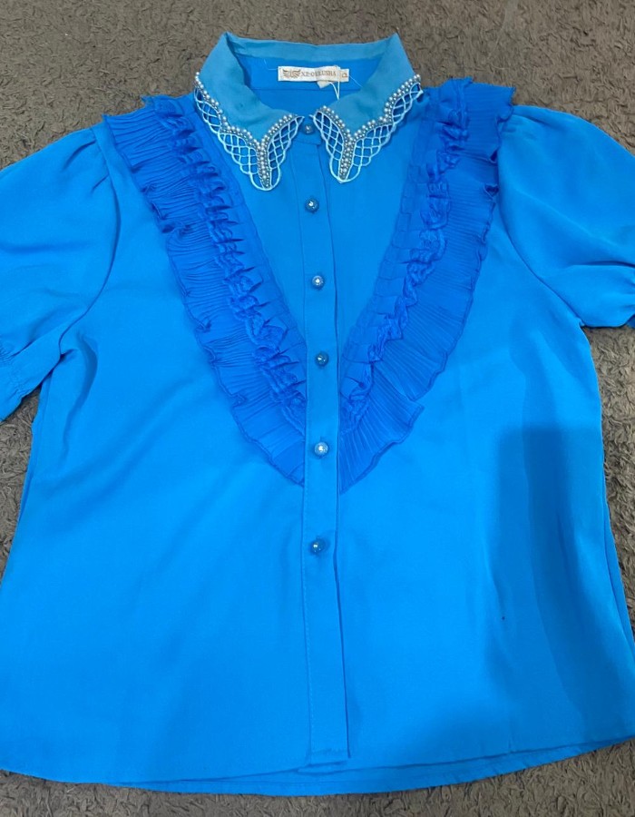 BLUSA DETALHE BABADO 