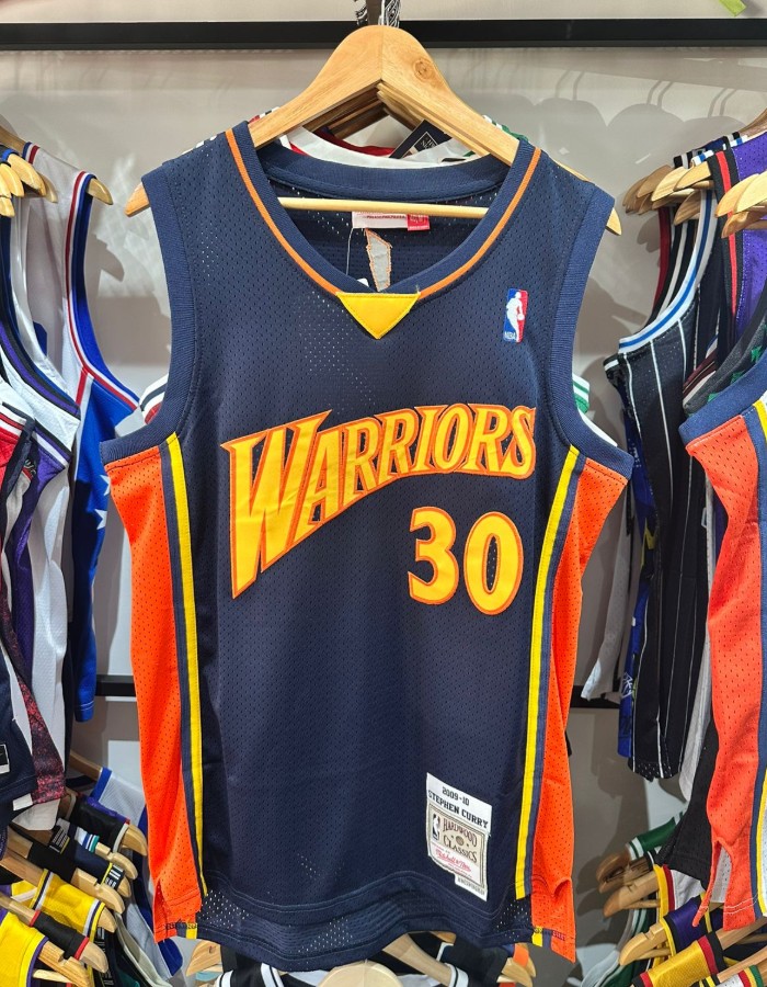 Golden statE warriors - curry 30