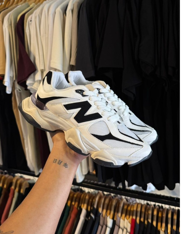 New Balance 9060 branco\preto 