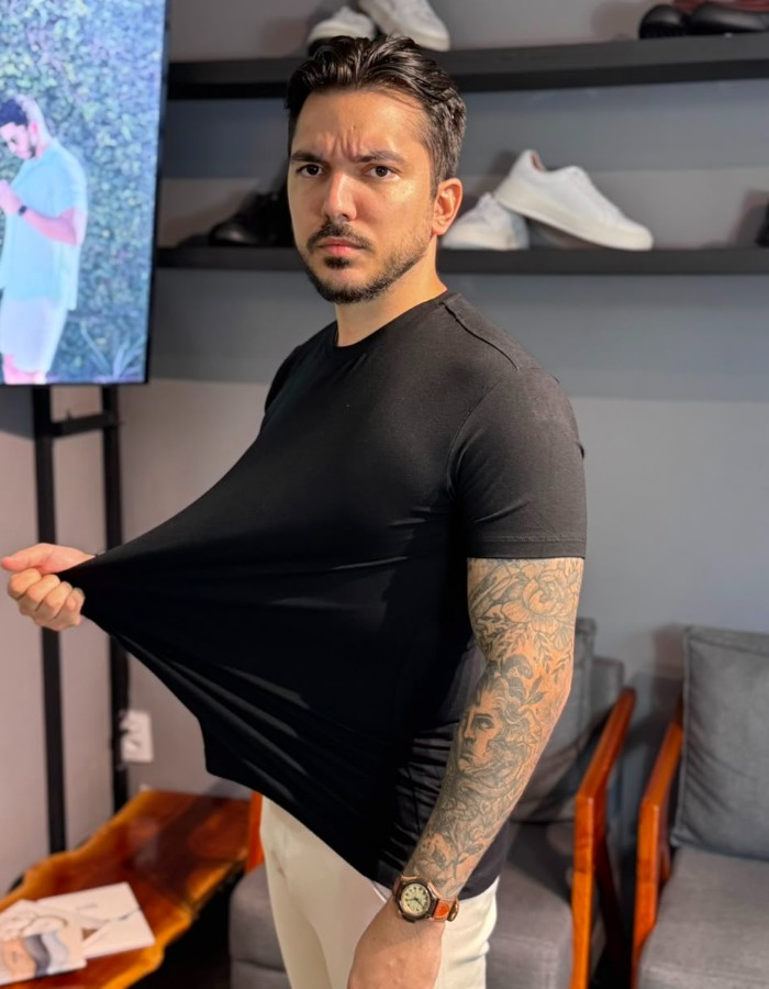 T SHIRT TECH PRETO