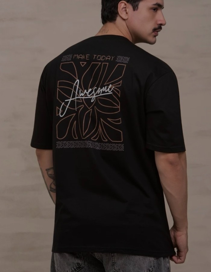 T-SHIRT OVERSIZED 