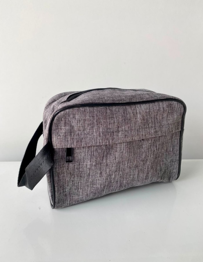 NECESSAIRE 