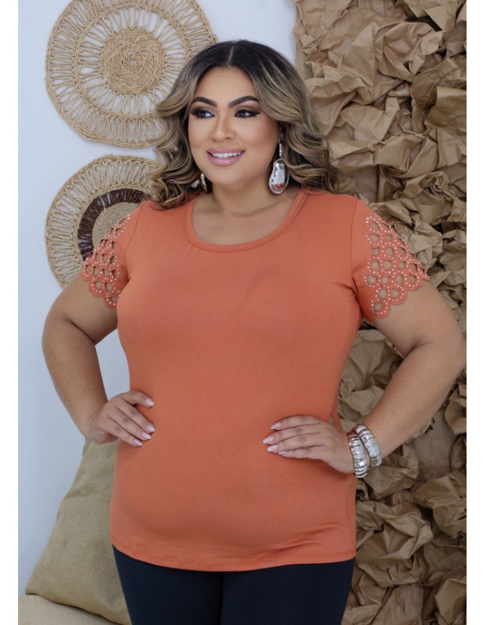 Blusa  fio torcido com detalhe 02