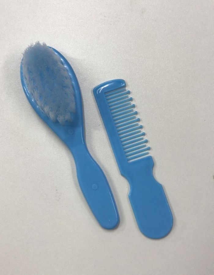 Kit pente e escova