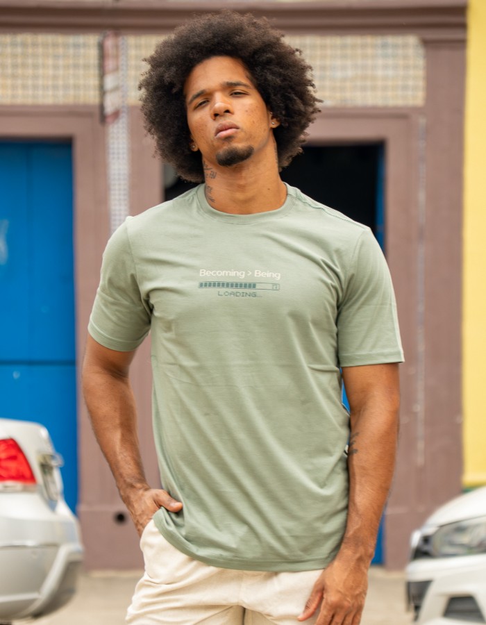 CAMISA DIFERENCIADA - BECOMING BEING