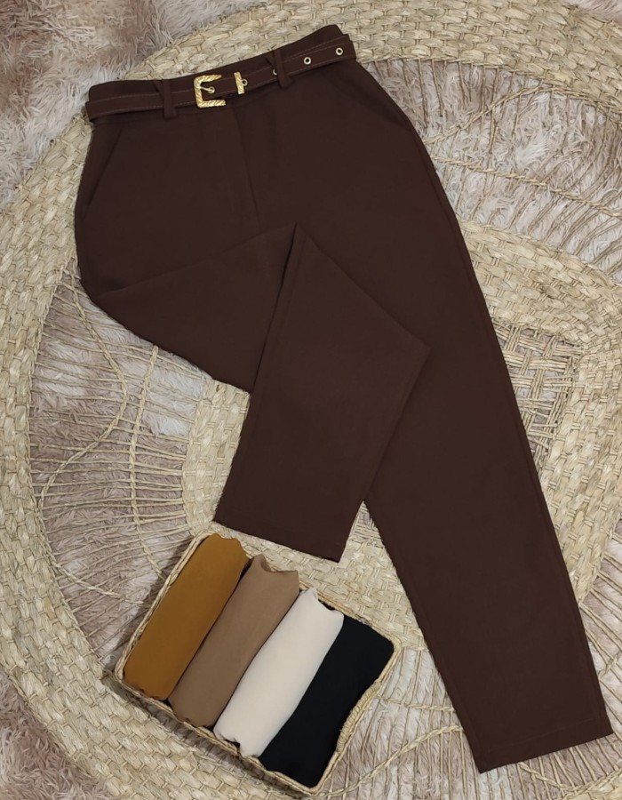 CALÇA LISA ALFAIATARIA C/ CINTO COR DA PEÇA