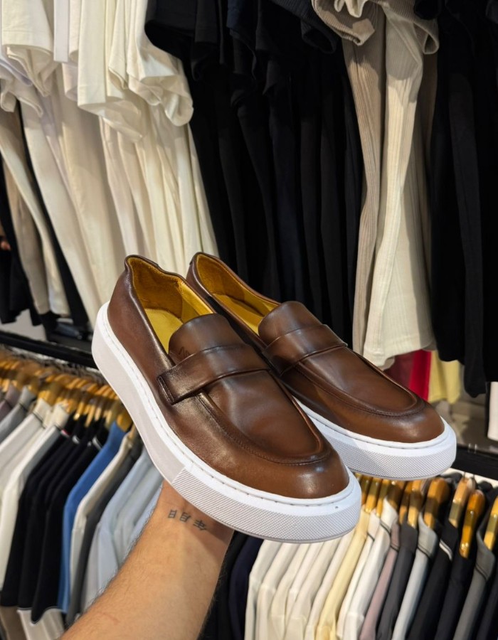 Slip RIcardo Almeida MARROM R$239,00