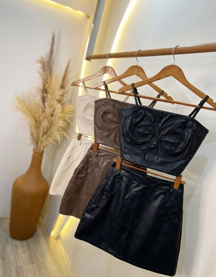CONJUNTO COURO