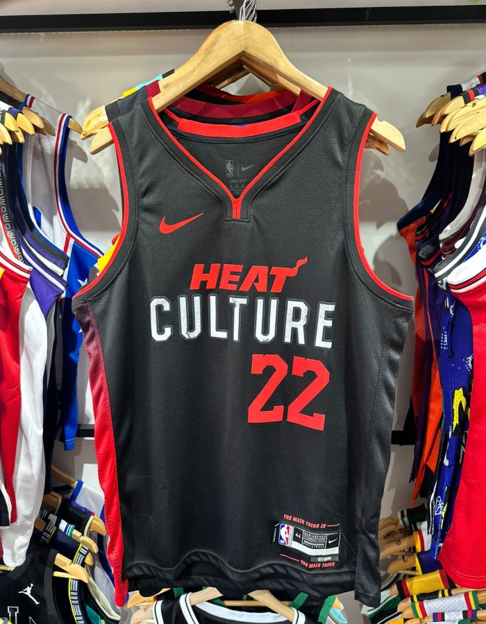 Miami heat  - butler 22