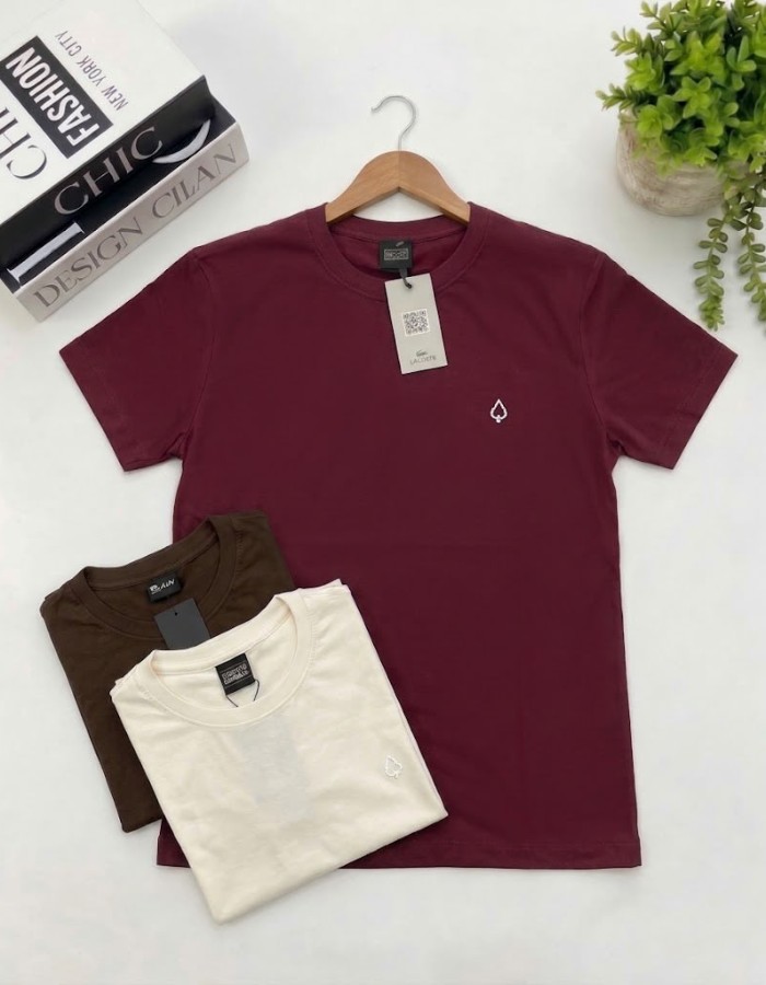 CAMISETA OAK BASIQUINHA